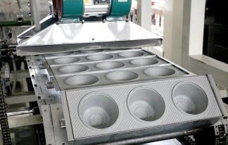 山東餐盒機(jī)哪家性價(jià)比高，真空成型機(jī)廠家推薦